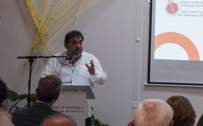 Manuel Rodr&iacute;guez ha sido tambi&eacute;n profesor en la UPNA.