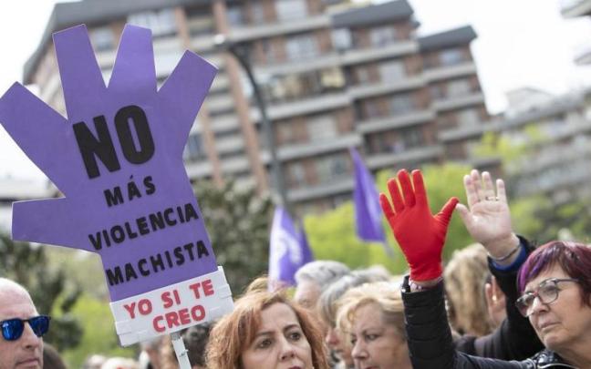 Manifestación en Pamplona en protesta por la condena impuesta a "La Manada".