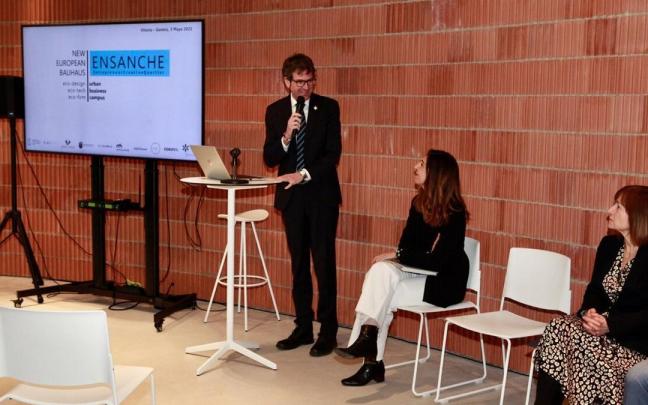 Gorka Urtaran durante la presentación de la iniciativa Gorka Urtaran durante la presentación de la iniciativa