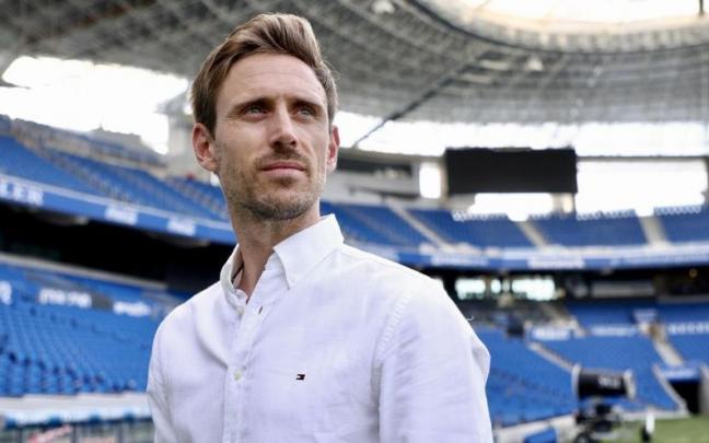 Nacho Monreal, en el estadio de Anoeta. Nacho Monreal, en el estadio de Anoeta.