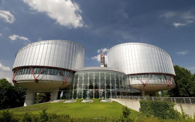 Fachada del Tribunal Europeo de Derechos Humanos. Fachada del Tribunal Europeo de Derechos Humanos.