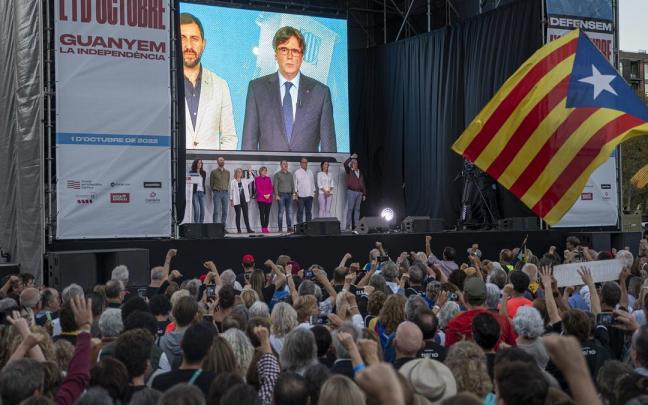 Concentración para conmemorar el quinto aniversario del referéndum de autodeterminación del 1-O. Concentración para conmemorar el quinto aniversario del referéndum de autodeterminación del 1-O.