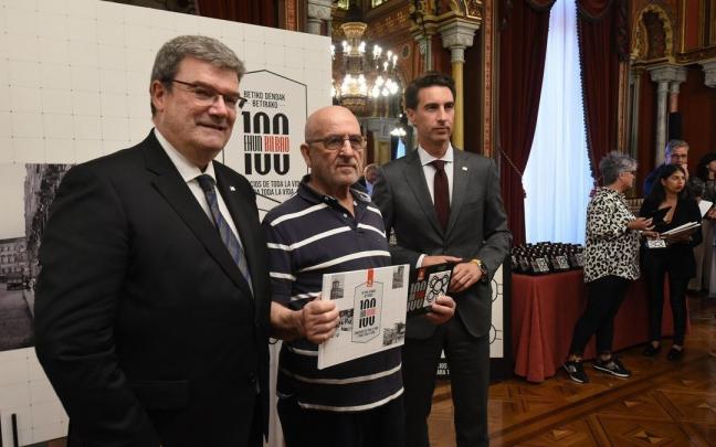 Bilbao homenajea a sus comercios centenarios en una emotiva ceremonia Bilbao homenajea a sus comercios centenarios en una emotiva ceremonia