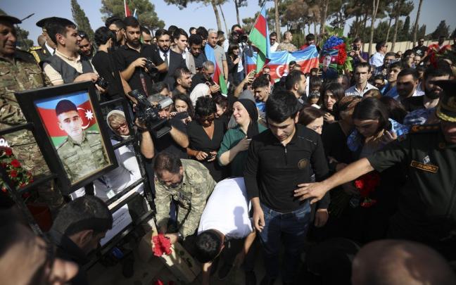 M&aacute;s de 150 militares han muerto en los &uacute;ltimos dos d&iacute;as de enfrentamiento en la frontera.