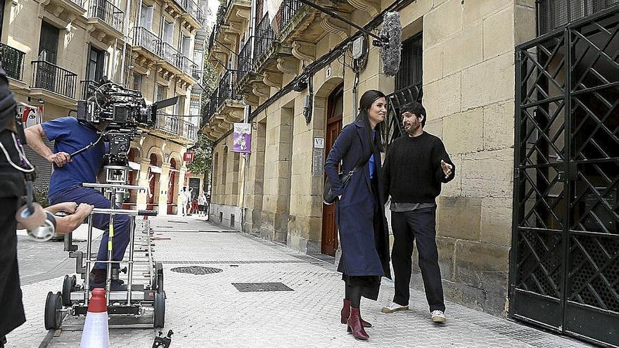 Grabación de la película ‘La quietud en la tormenta’, el pasado junio, en Donostia. | FOTO: GORKA ESTRADA