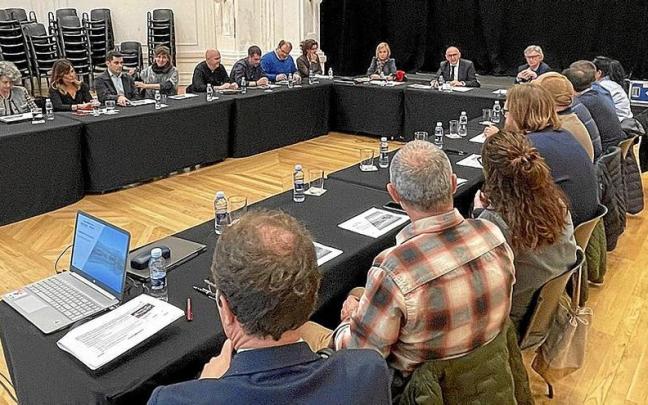 Presentación de plan estratégico en Casino Laudio, en la tarde de ayer, a agentes e instituciones.