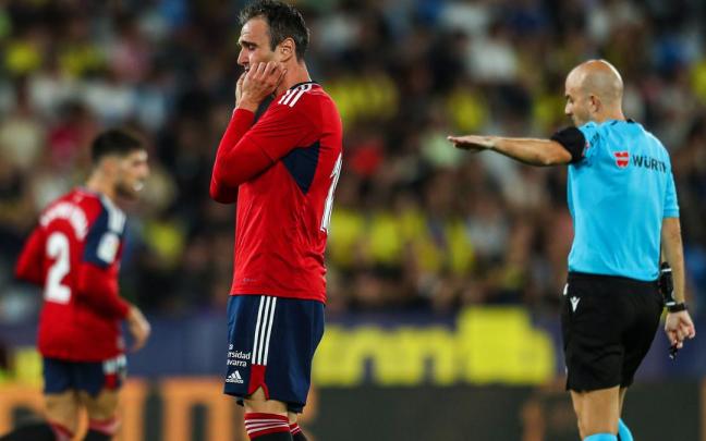Kike García se lamenta durante el partido. Kike García se lamenta durante el partido.