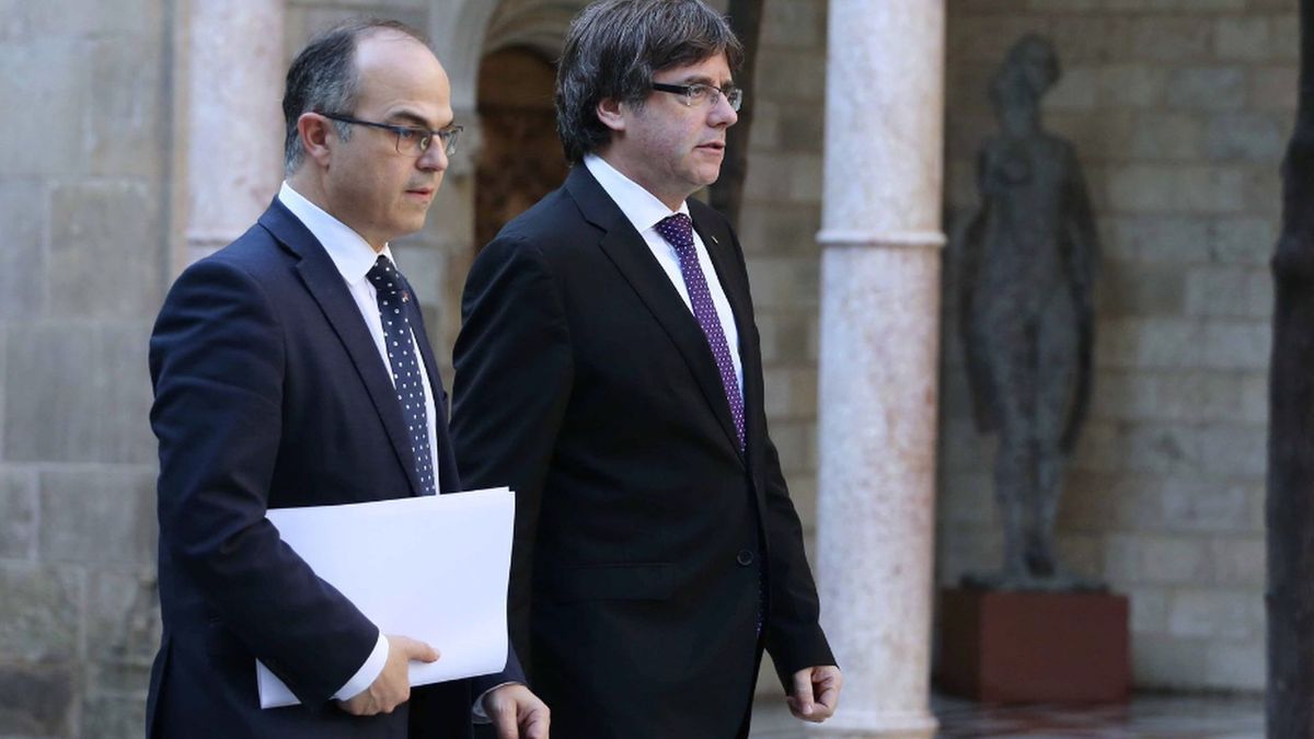 Jordi Turull y Carles Puigdemont, en una imagen en plena erupción del ‘procés’ independentista.