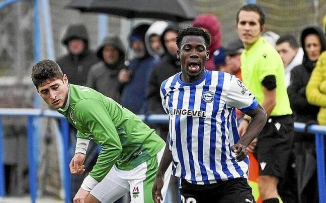 Mariano Aké fue el autor del segundo gol albiazul ayer en Ibaia.