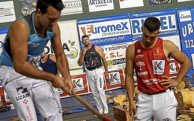 Vicente y Larrañaga unen fuerzas con sus rivales