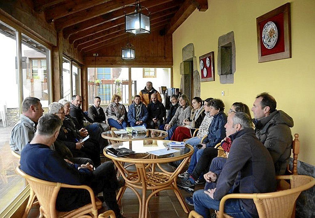 Los asistentes comparten las conclusiones de los talleres.