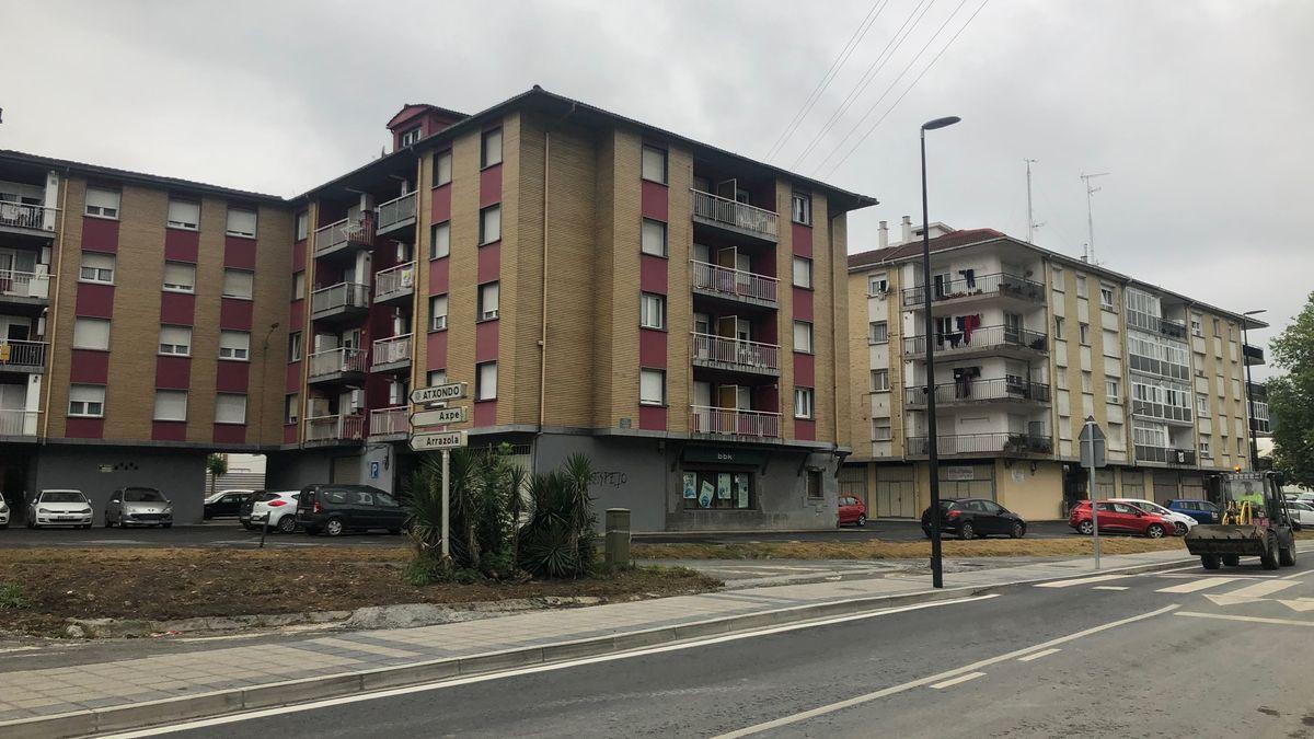 El Ayuntamiento llevará a cabo las obras de reurbanización en el barrio Jauregi.