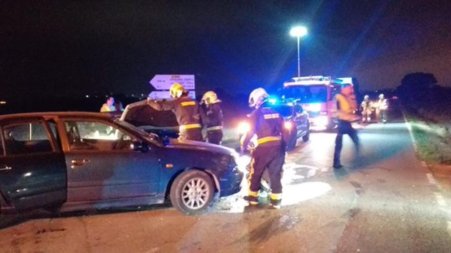 Bomberos de Gasteiz en el lugar del accidente