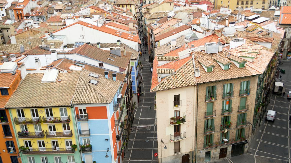 Vista de la calle Curia.