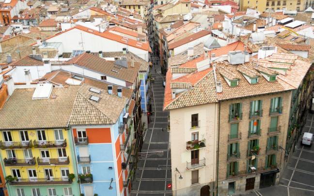 Vista de la calle Curia.