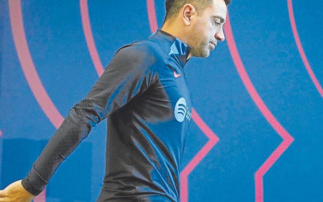 Xavi, antes de comparecer ayer ante los periodistas. | FOTO: EFE Xavi, antes de comparecer ayer ante los periodistas. | FOTO: EFE