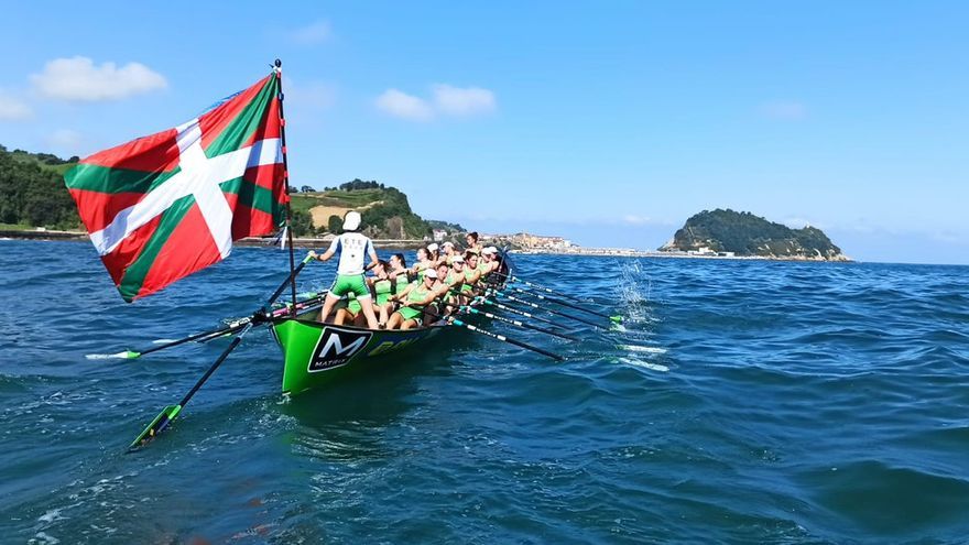 Hondarribia avanza con la Ikurriña lograda en Zarautz