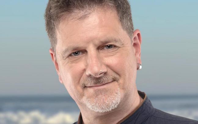 Asier Esparza, candidato de PACMA al ayuntamiento de Donostia.