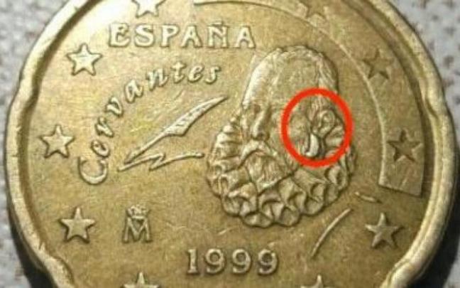 Moneda 20 c&eacute;ntimos con un error de acu&ntilde;aci&oacute;n se&ntilde;alado con un c&iacute;rculo.