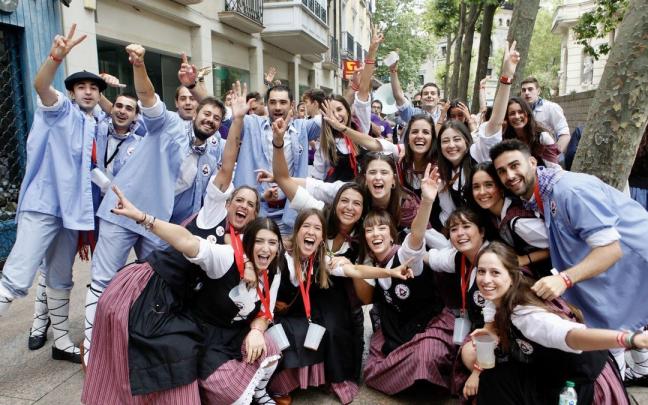 Gasteiz recupera el mejor ambiente festivo