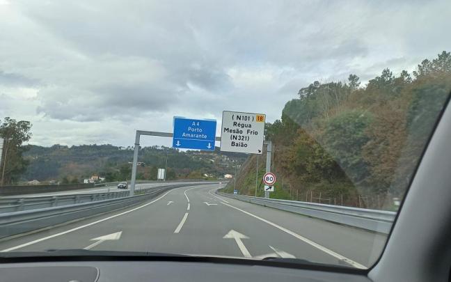Una de las cosas que más preocupa a los turistas cuando llegan a Portugal en coche es saber cómo funcionan los peajes para evitar multas Una de las cosas que más preocupa a los turistas cuando llegan a Portugal en coche es saber cómo funcionan los peajes para evitar multas