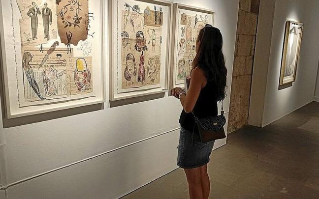 El dibujo junto con el collage forman parte de esta obra de Carmen Calvo en el Gustavo de Maeztu.