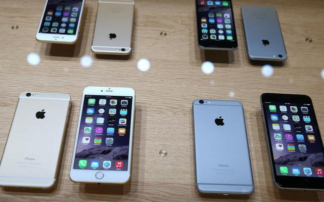 Varios modelos de iPhone 6, presentado en 2014. Varios modelos de iPhone 6, presentado en 2014.