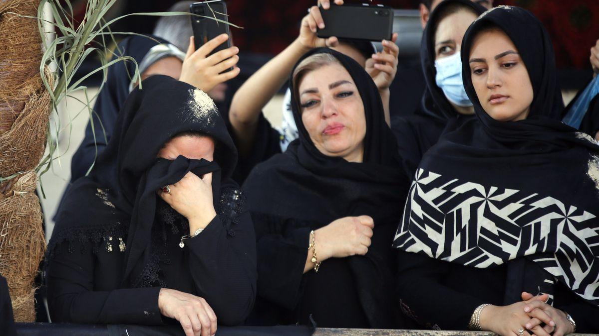 Un grupo de mujeres en Teherán