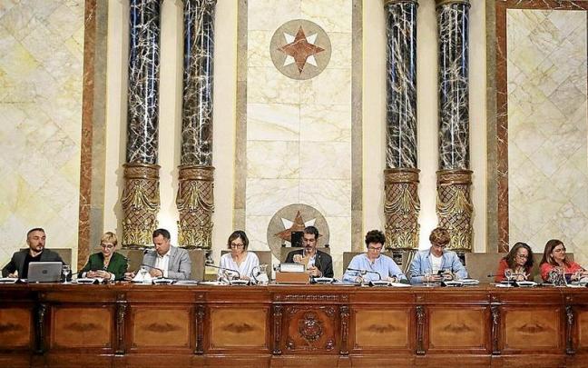 Escaños centrales del Pleno, en la sesión de ayer.