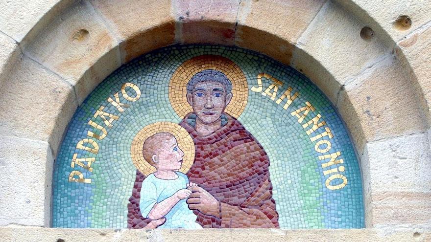 Mosaico realizado por el artista y misionero seglar alavés.