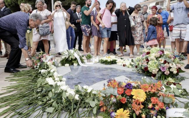 Cambrils recuerda a las víctimas del atentado yihadista