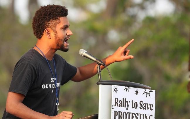 El activista dem&oacute;crata de 25 a&ntilde;os Maxwell Frost.