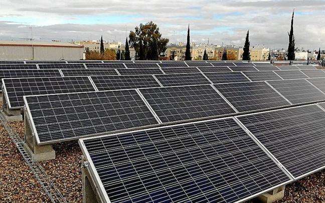 La instalaci&oacute;n masiva de placas solares es una de las medidas que trata de impulsar la Uni&oacute;n Europea.