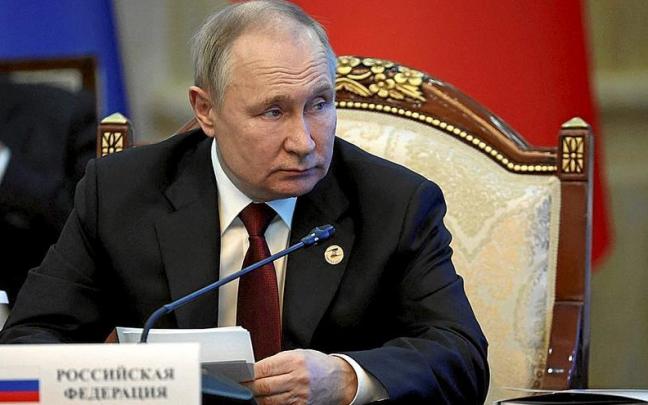 El presidente ruso, Vlad&iacute;mir Putin, durante la rueda de prensa celebrada ayer en Biskek.