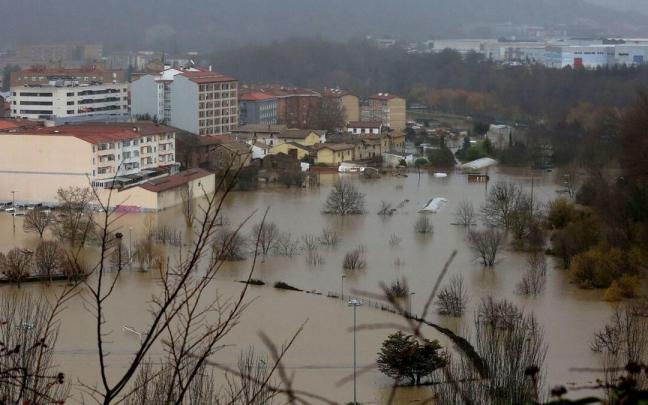 Vista de Burlada inundada