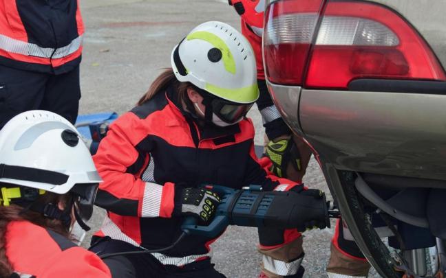 Un rápido rescate en caso de accidente dentro de la 'Hora de oro' puede salvar 2.500 vidaes en Europa. Un rápido rescate en caso de accidente dentro de la 'Hora de oro' puede salvar 2.500 vidaes en Europa.