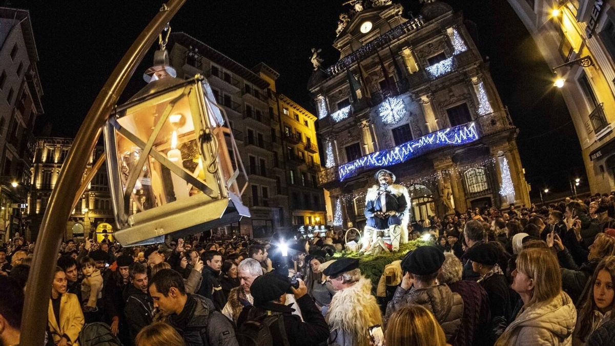 Olentzero, en las calles de Pamplona
