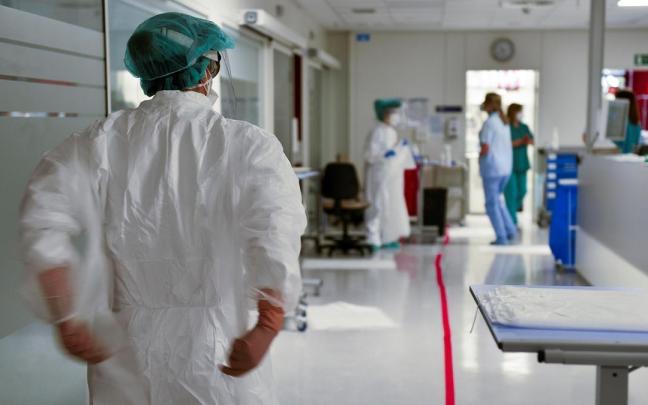 El celador se contagi&oacute; en marzo de 2020, durante la primera ola del covid.