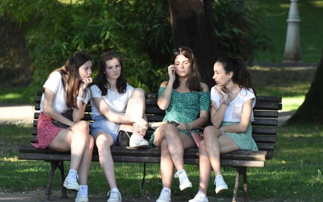 Aholkularitza-lan hori familiei zuzendutako prestakuntzarekin osatu da.