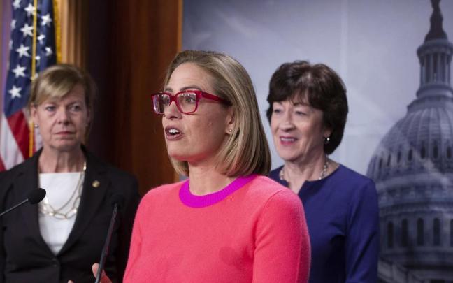 La senadora estadounidense Kyrsten Sinema. La senadora estadounidense Kyrsten Sinema.