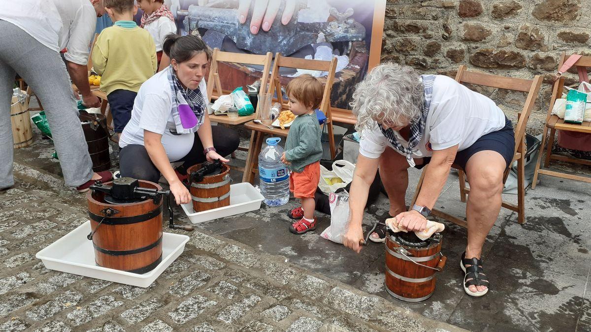 Concurso de elaboración de garrafa en Orozko