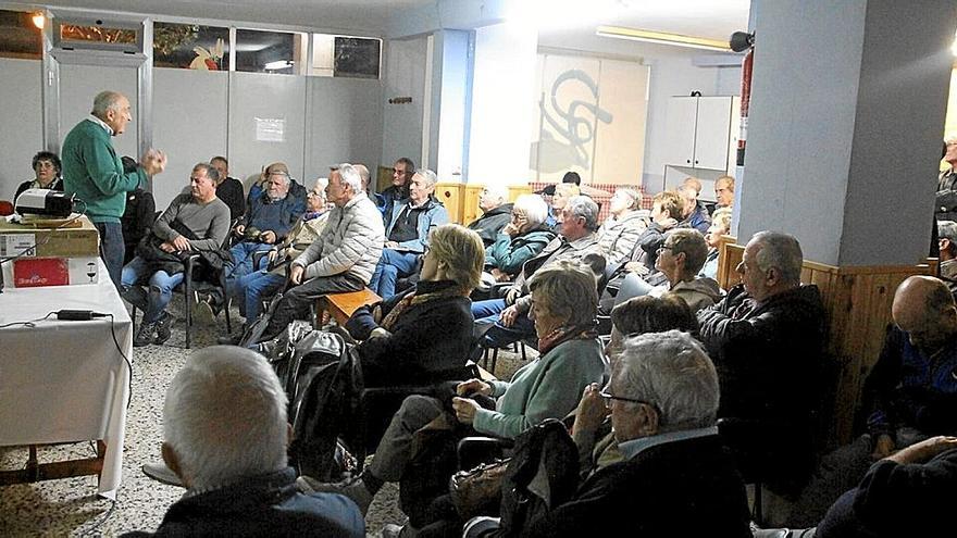 Txema Ruiz, en la charla que ofreció en Kexaldi. | FOTO: N.G.