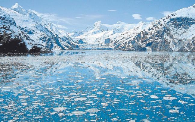 Los impresionantes glaciares de Alaska han comenzado a deshacerse a causa del cambio climático. Los impresionantes glaciares de Alaska han comenzado a deshacerse a causa del cambio climático.