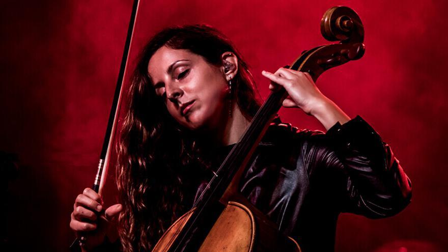 Margarida Mariño actúa en el Teatro Barakaldo