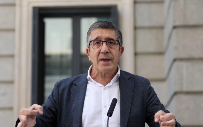 Patxi López es actualmente responsable del área de Memoria Democrática y Laicidad del PSOE. Patxi López es actualmente responsable del área de Memoria Democrática y Laicidad del PSOE.