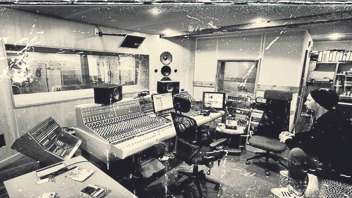 Garate estudioetan grabatu dute lan berria, “lehen grabatzen zen bezala” egin nahi izan dute.