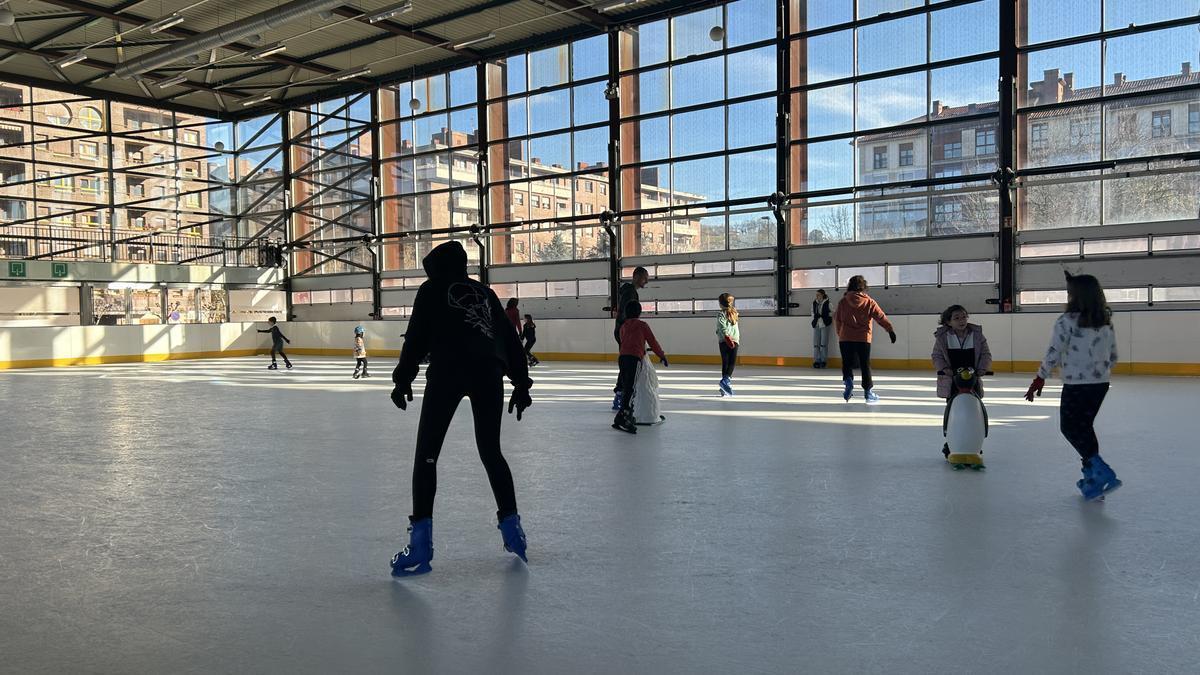 La pista de patinaje instalada en Landako Gunea cerrára su puertas el 8 de enero.