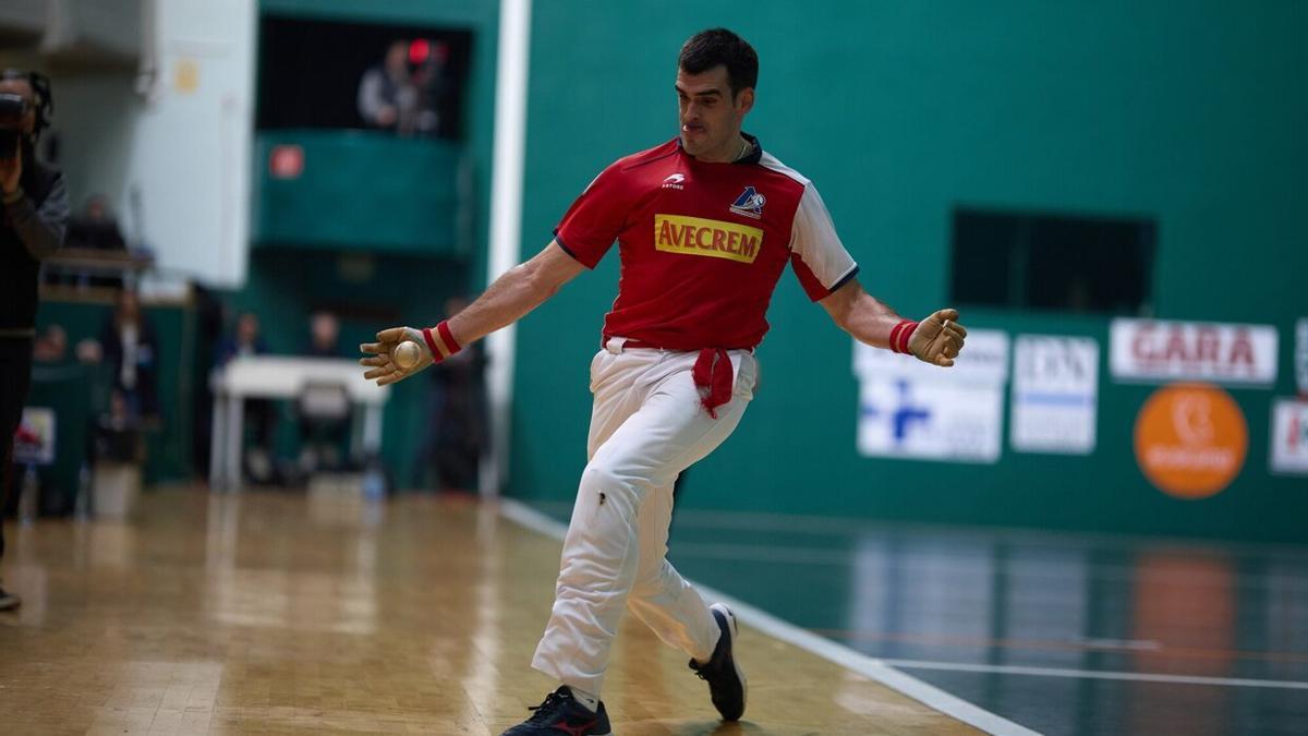 Joseba Ezkurdia, en un partido de este campeonato.