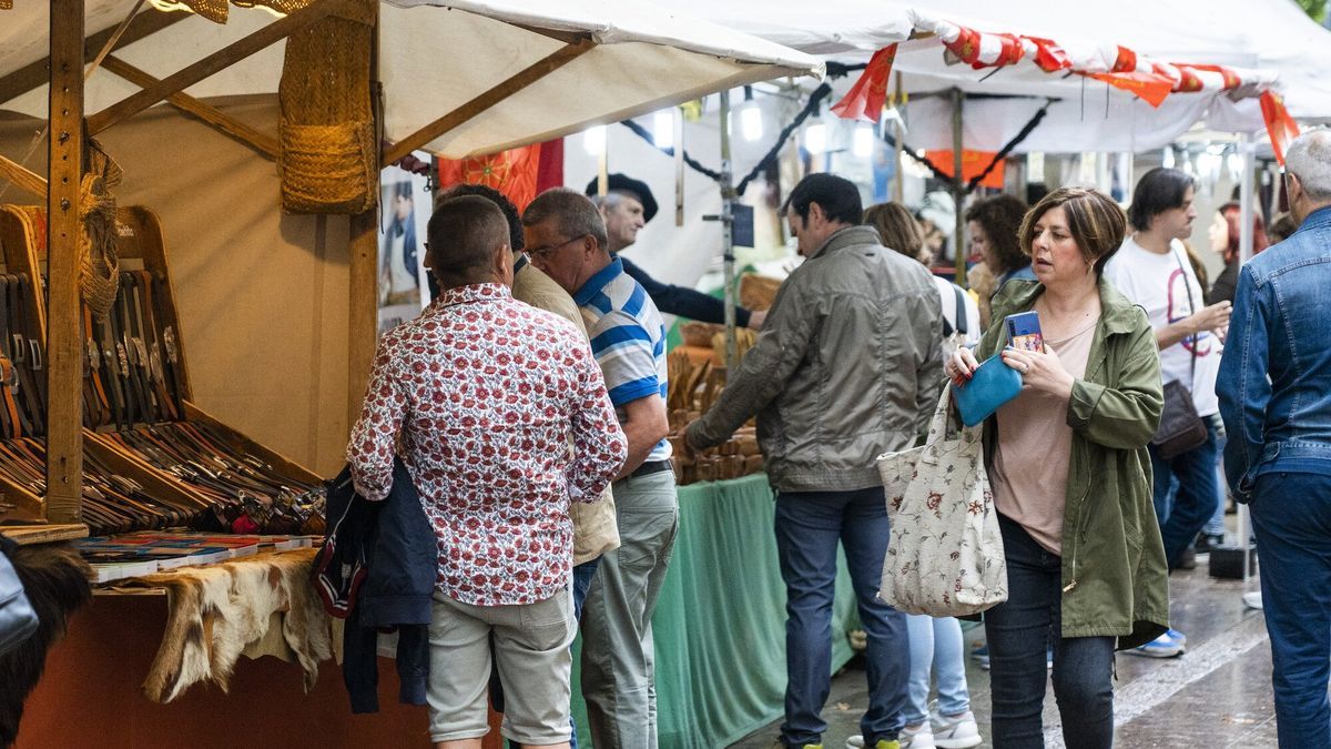 Festival de las Comunidades, en la plaza de los Fueros