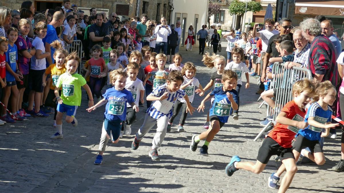 Al mediodía se celebró la 42ª edición del Cross escolar de ferias.